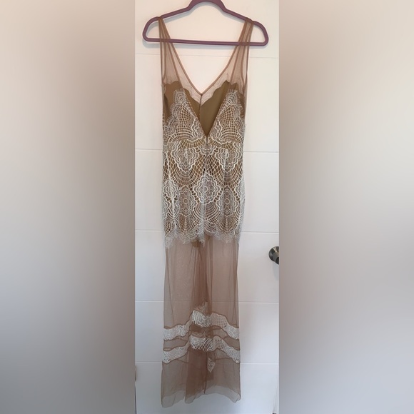 For Love and Lemons Antigua Lace White Maxi Dress small - Picture 7 of 9